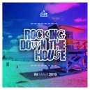Micha Moor & Avaro - Kwango (There For You) feat. Anavi (Corey James Remix)