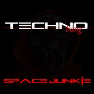 Space Junkie - Mine